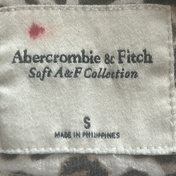 Abercrombie & Fitch Cheetah Logo Sweatshirt Size Small - Picture 7 of 8